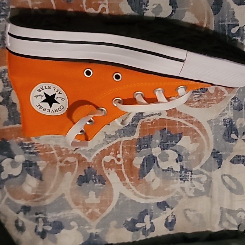 Brand new Orange Converse high